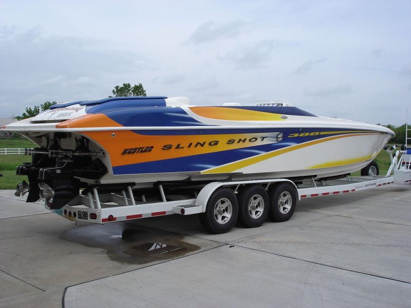 Катер хастлер 388