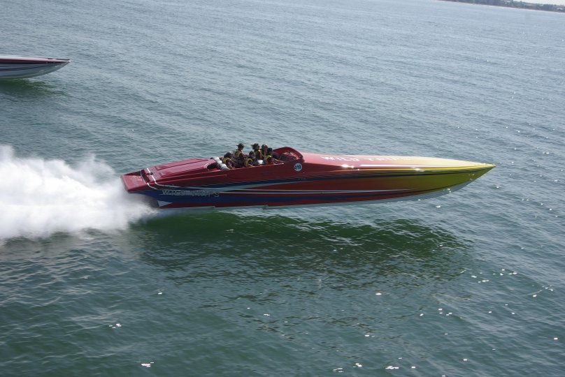 Катер хастлер 388