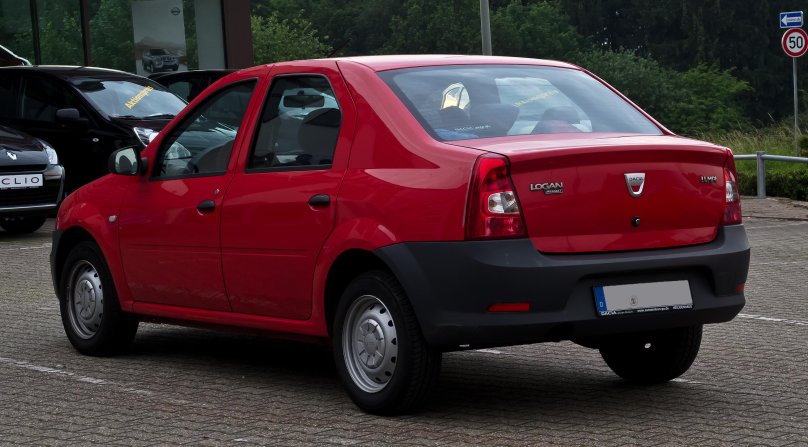 Renault Logan 1 2004