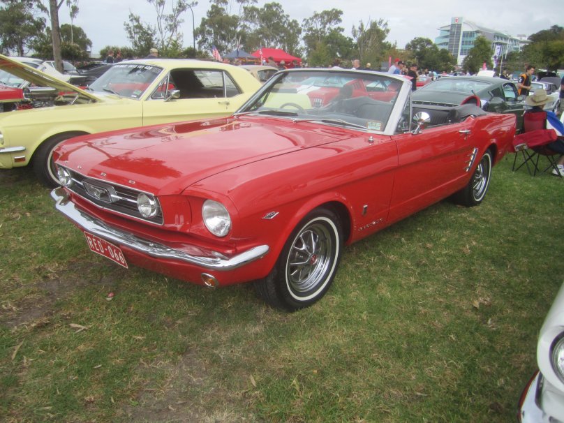 Форд Мустанг 1966 кабриолет