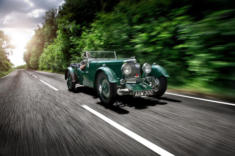 Aston Martin 2 litre