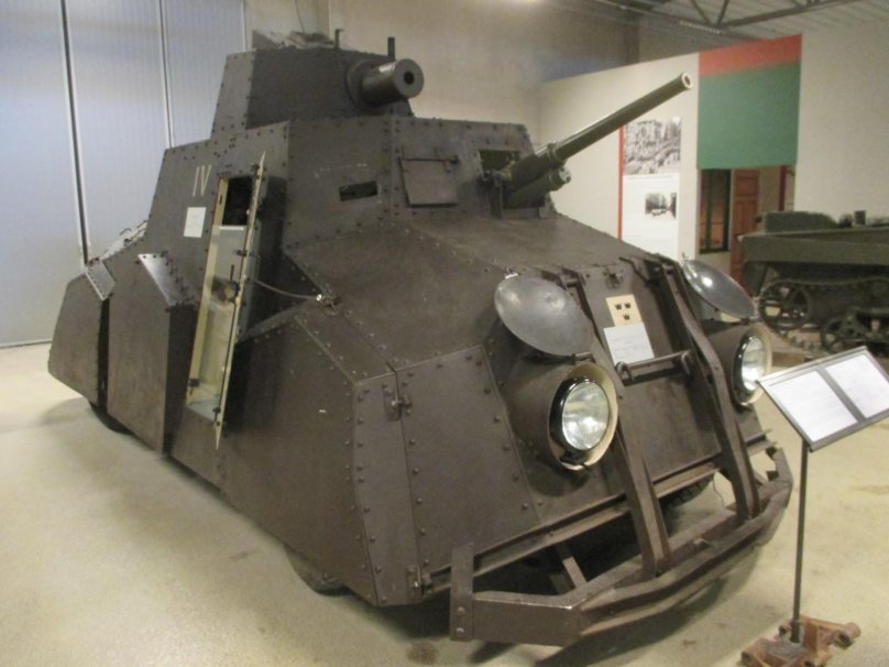 Шведский бронеавтомобиль