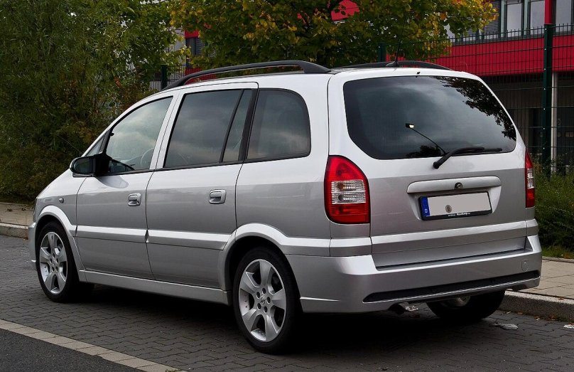 Опель Зафира 2003