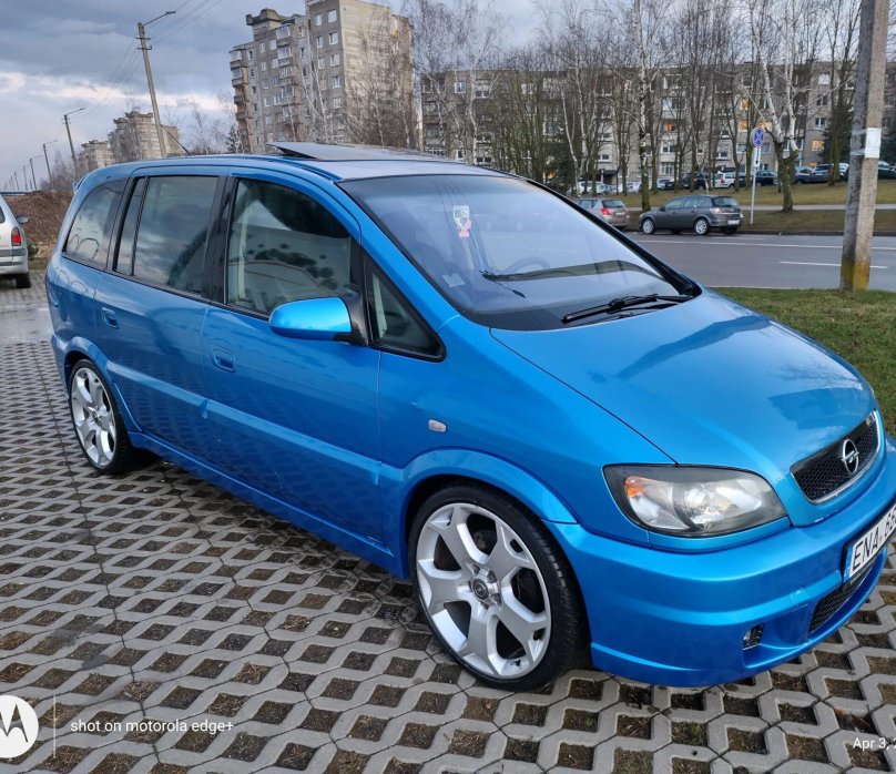 Opel Zafira OPC 2004