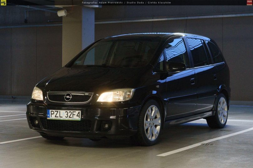 Opel Zafira OPC 2002