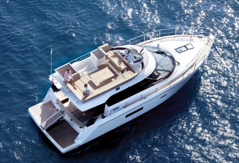 Sealine f33