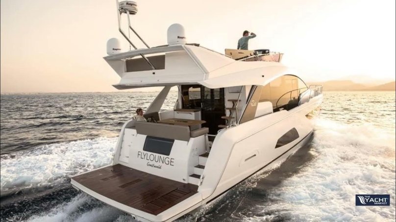 Sealine f530