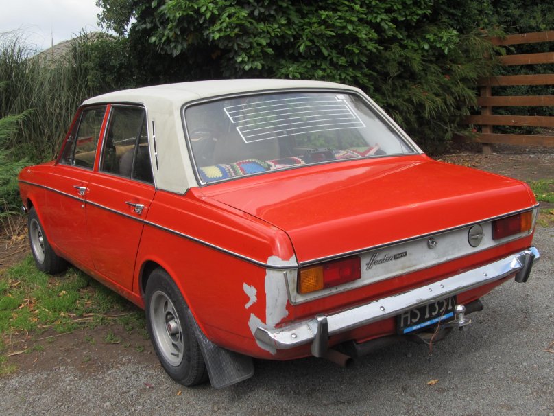 Hillman Hunter 1975