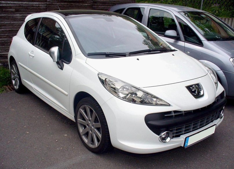 Peugeot 207 Front