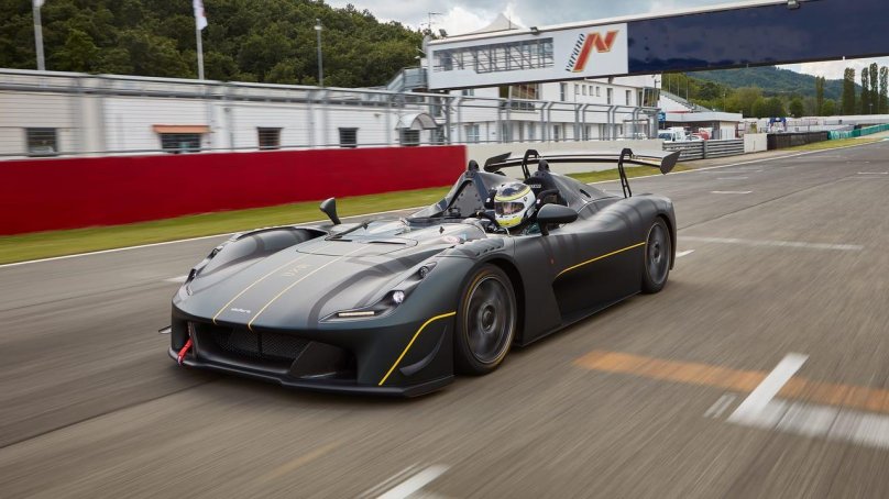 Dallara машина