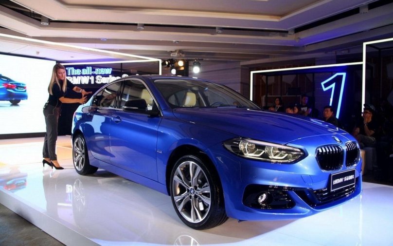 BMW 1 Series седан