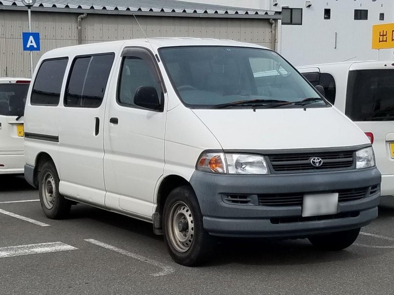 Тойота Hiace Regius
