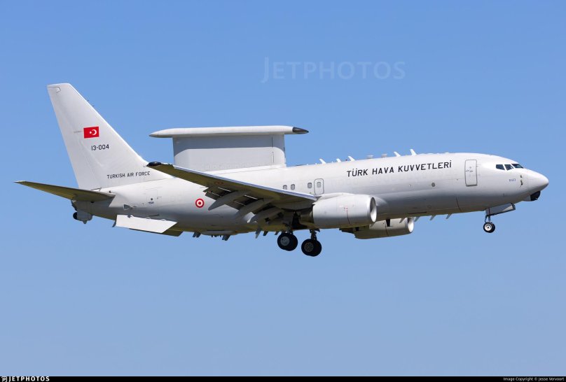 Боинг и 4 мига