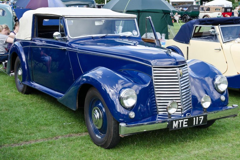 Turquoise Armstrong Siddeley Hurricane open