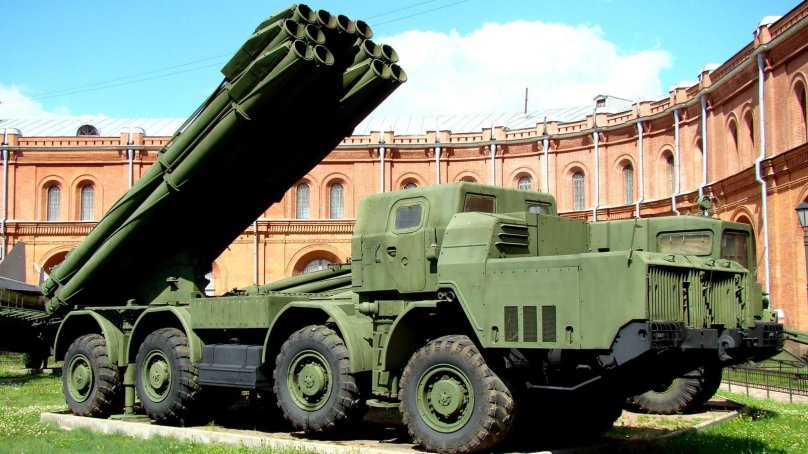 Ракетный тягач МАЗ 543