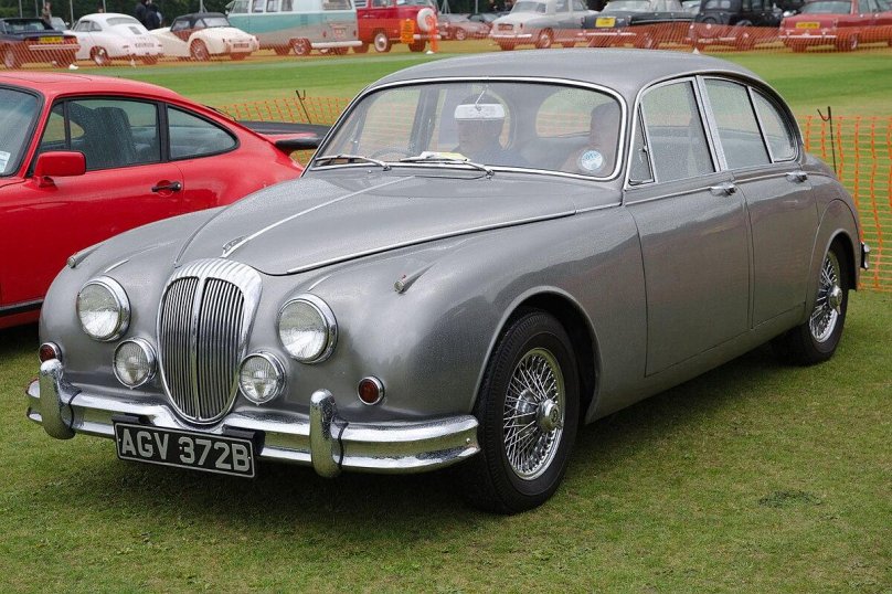 Daimler 250