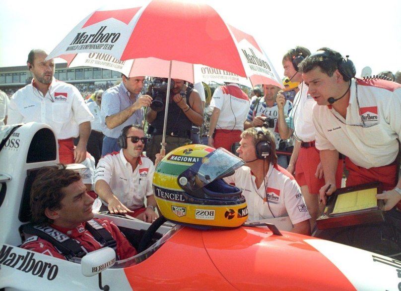 Айртон Сенна в обычной одежде
