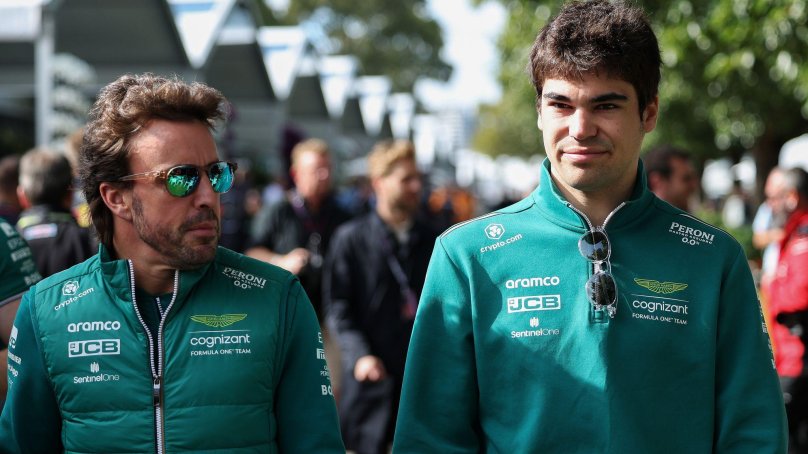 Фернандо Алонсо Астон Мартин