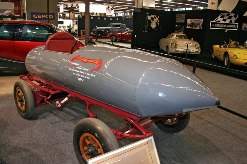 Электромобиль la jamais contente