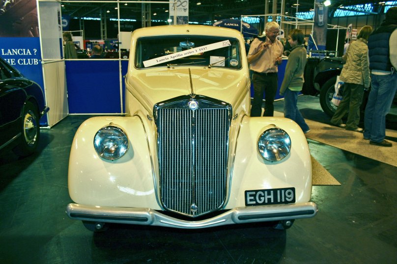 Лянча Априлия 1937