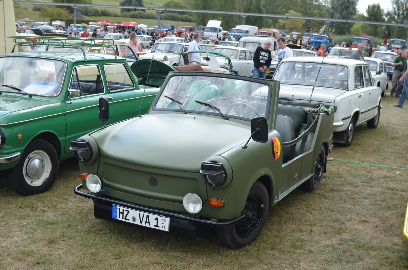 Трабант р 610 - 1100