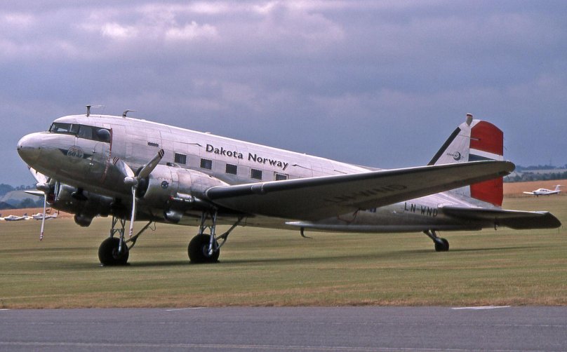 Дуглас DC-3 «Дакота