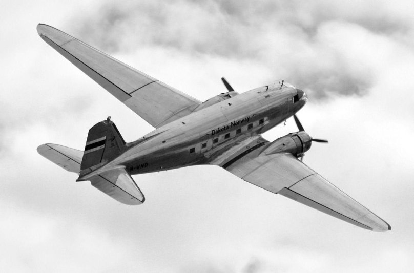 Самолет Dakota DC-3