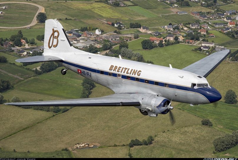 Douglas DC-3 Dakota