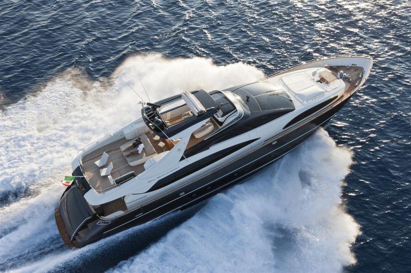 Яхта Riva 92