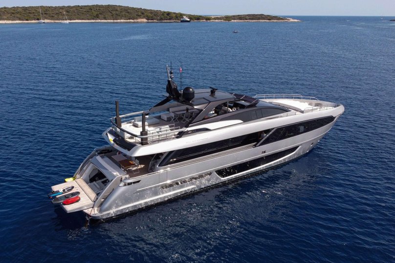 Моторная яхта «Candy»