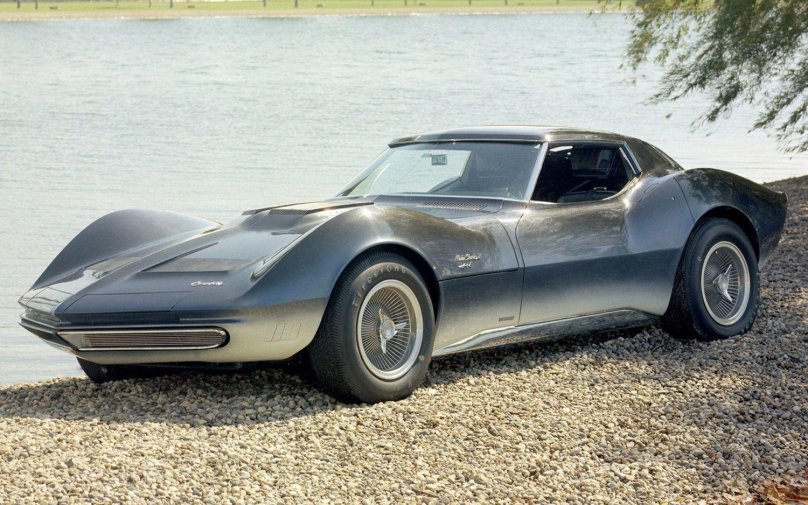 Chevrolet Corvette Mako Shark 1961
