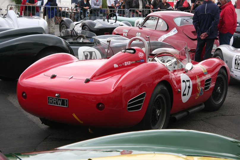 Автодром Энцо и Дино Феррари