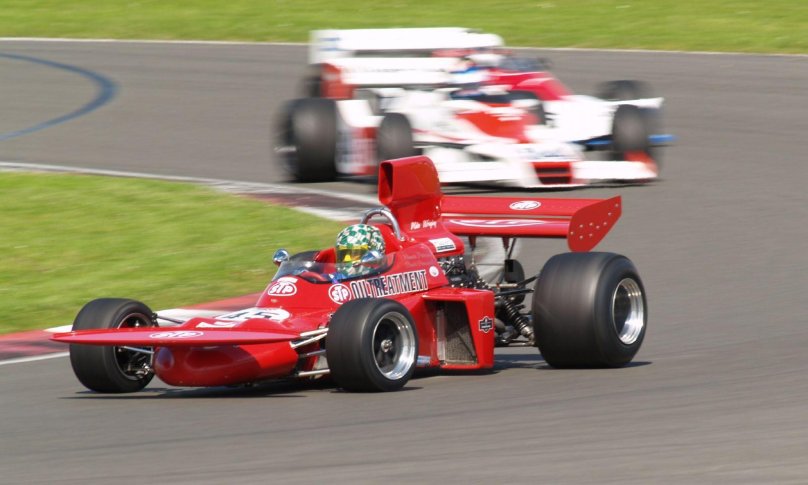 Гоночная команда