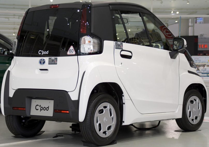 Toyota c+pod