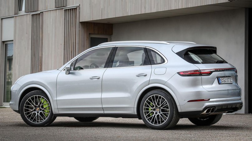 Porsche Cayenne Turbo s 2020