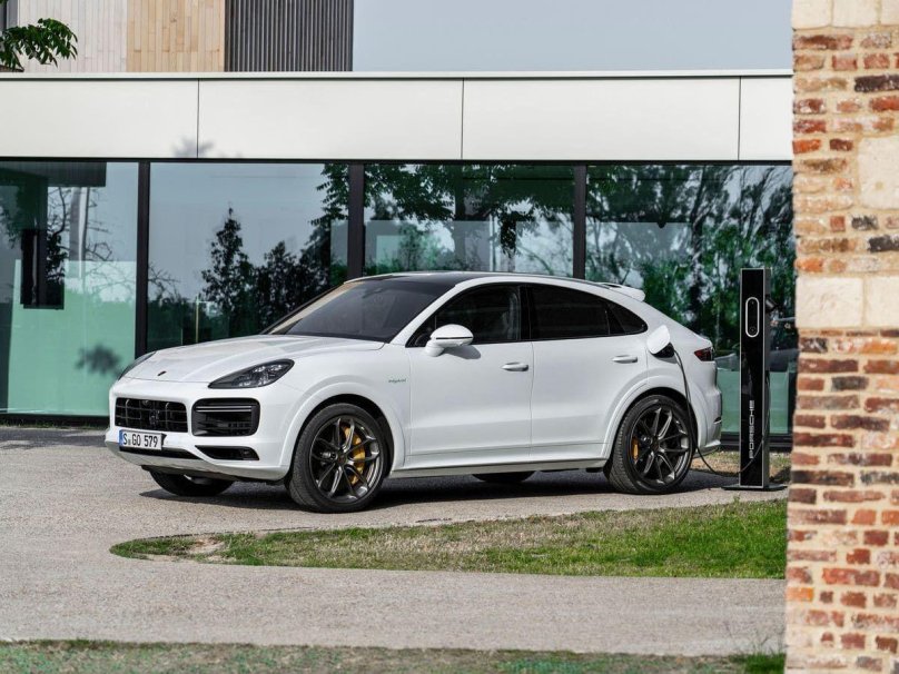 Porsche Cayenne Turbo s Coupe 2020