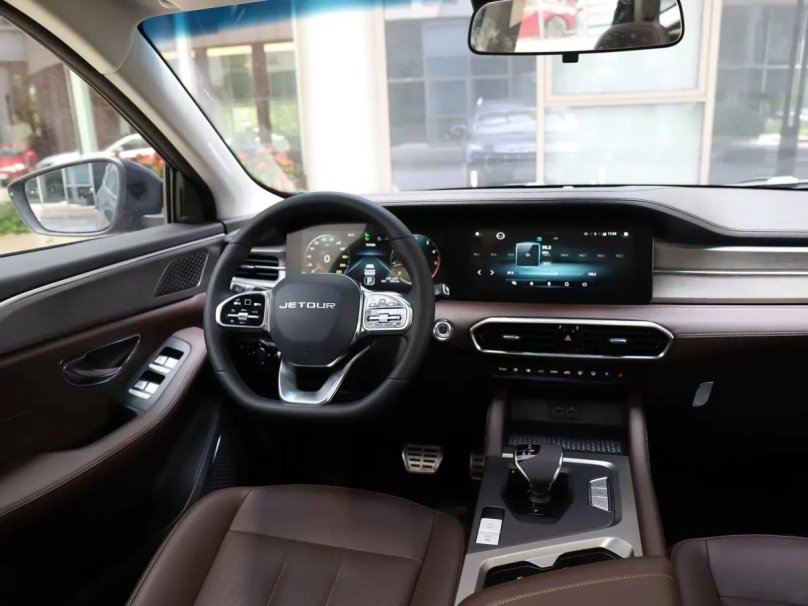 Jetour x90 Plus интерьер