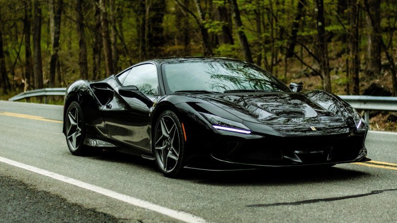 Феррари ф8 Трибуто