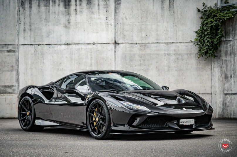 Ferrari f8 tributo черная