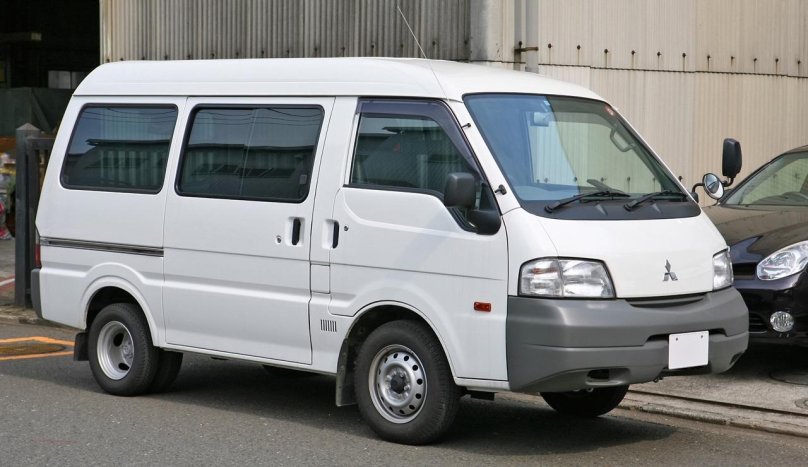 Mitsubishi Delica van