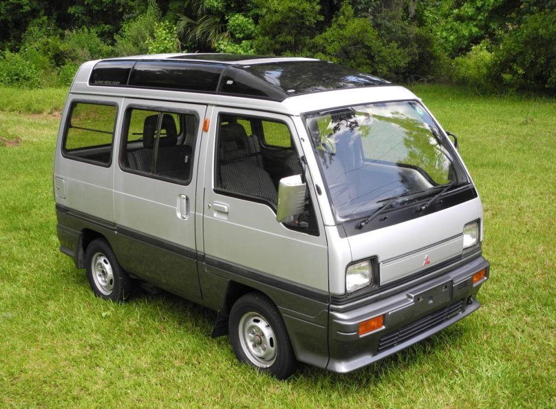 Mitsubishi Minicab 1990