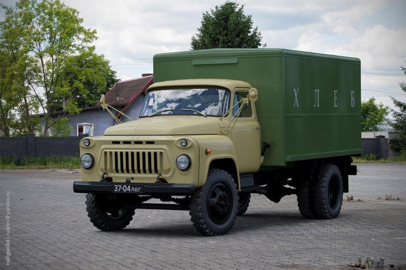Хлебный фургон ГЗСА-3704 ГАЗ-52-01