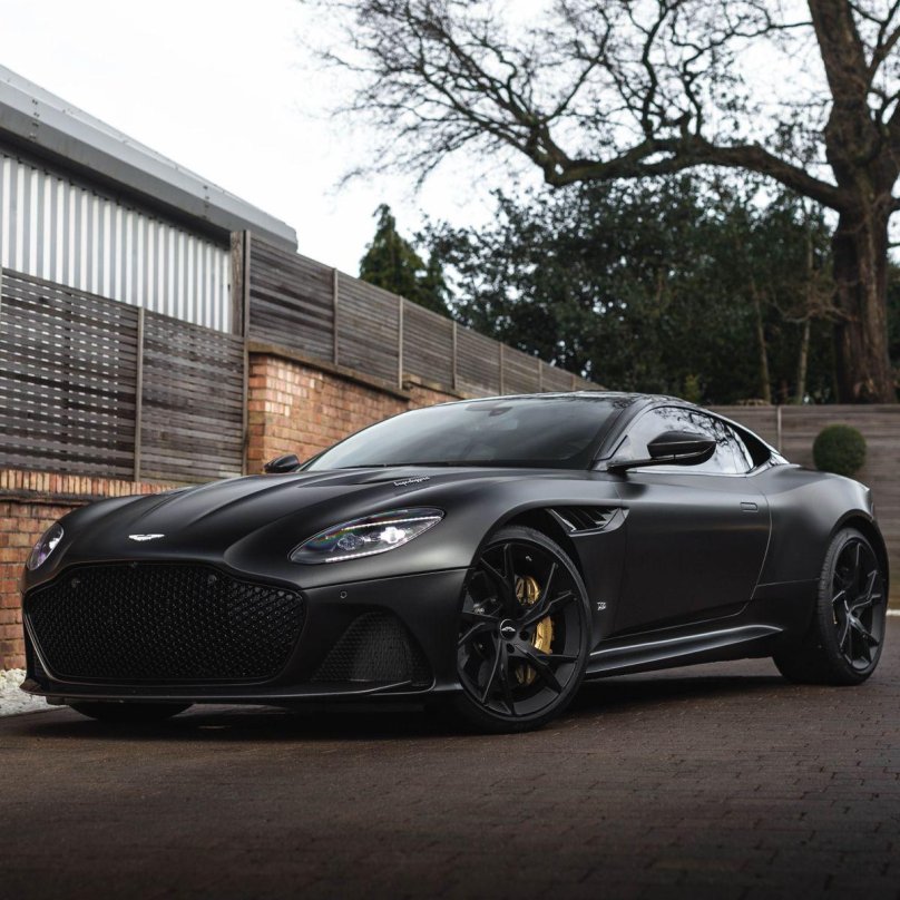 Aston Martin DBS Superleggera