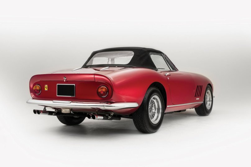 Ferrari 275 GTS