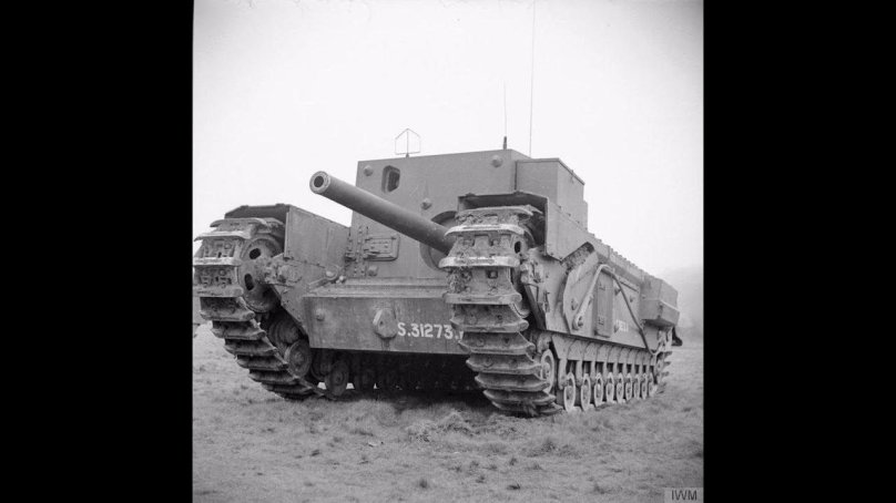 Черчилль Ган Карриер