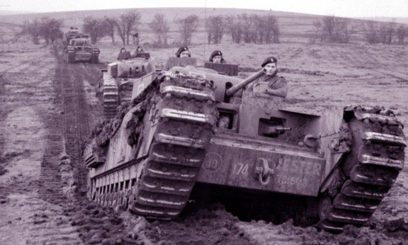 Черчилль танк