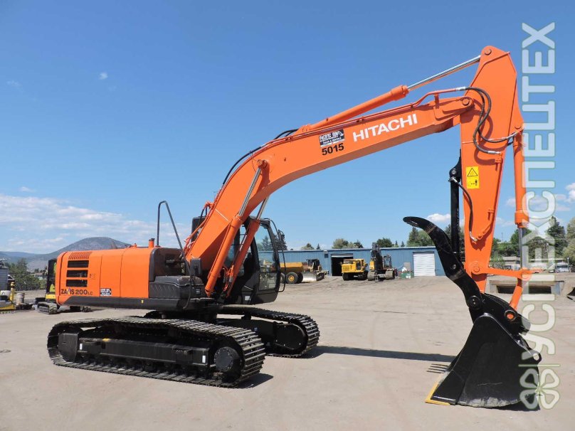 Экскаватор Hitachi zx200