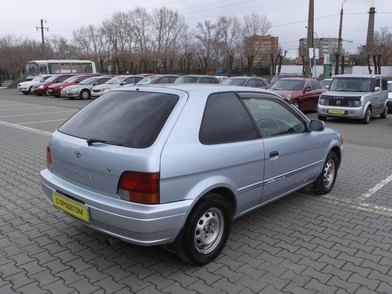 Toyota Corsa l50