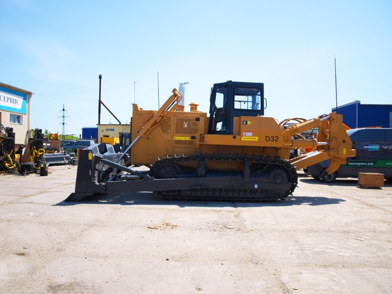 Бульдозер Beezone d32