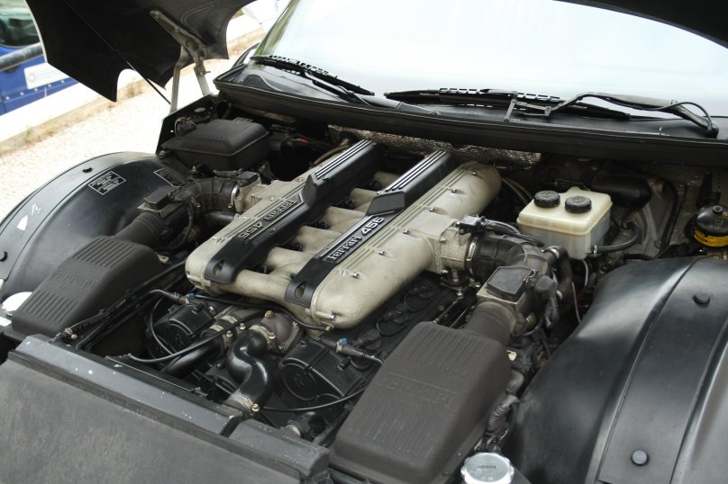 Ferrari f140 двигатель